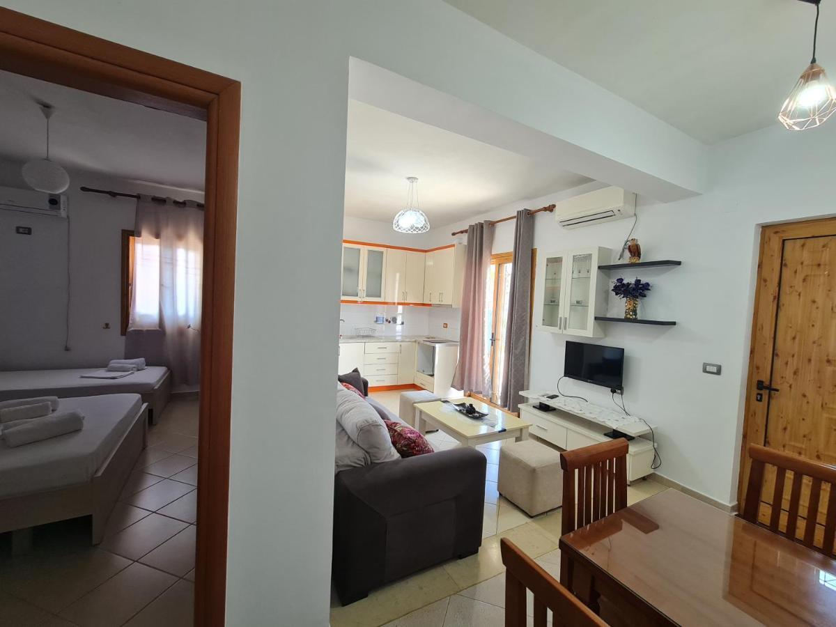 Guesthouse Emanuel Ksamil Esterno foto