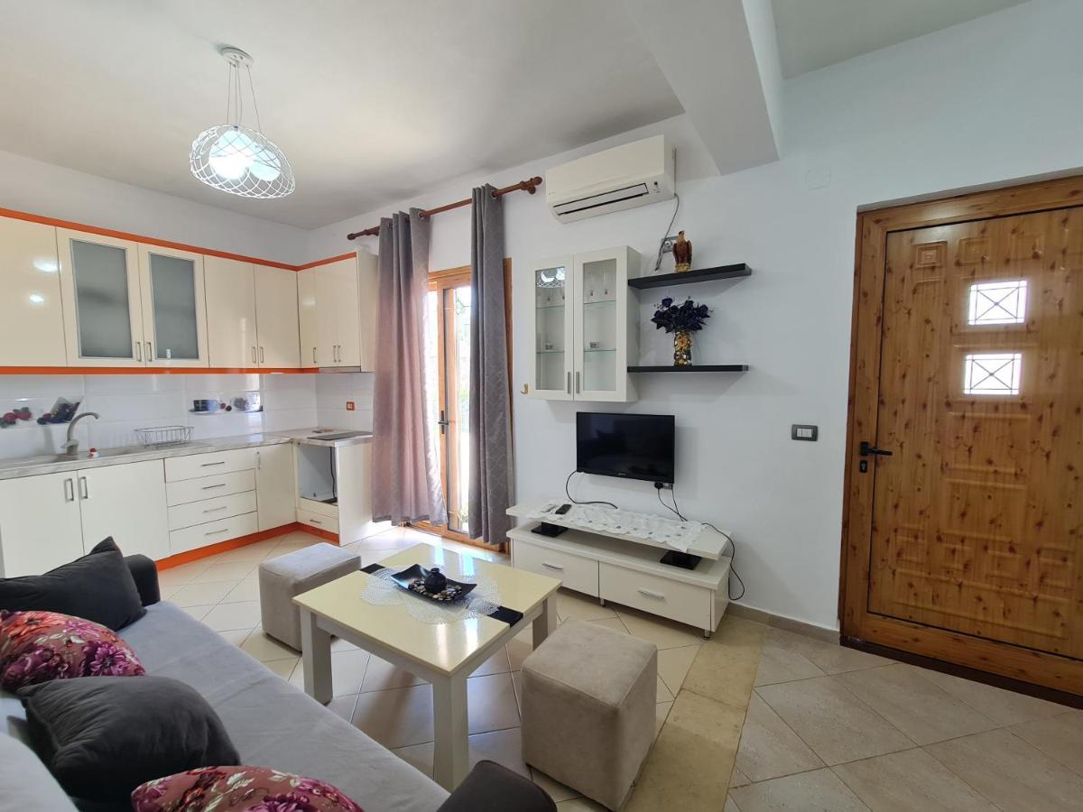 Guesthouse Emanuel Ksamil Esterno foto