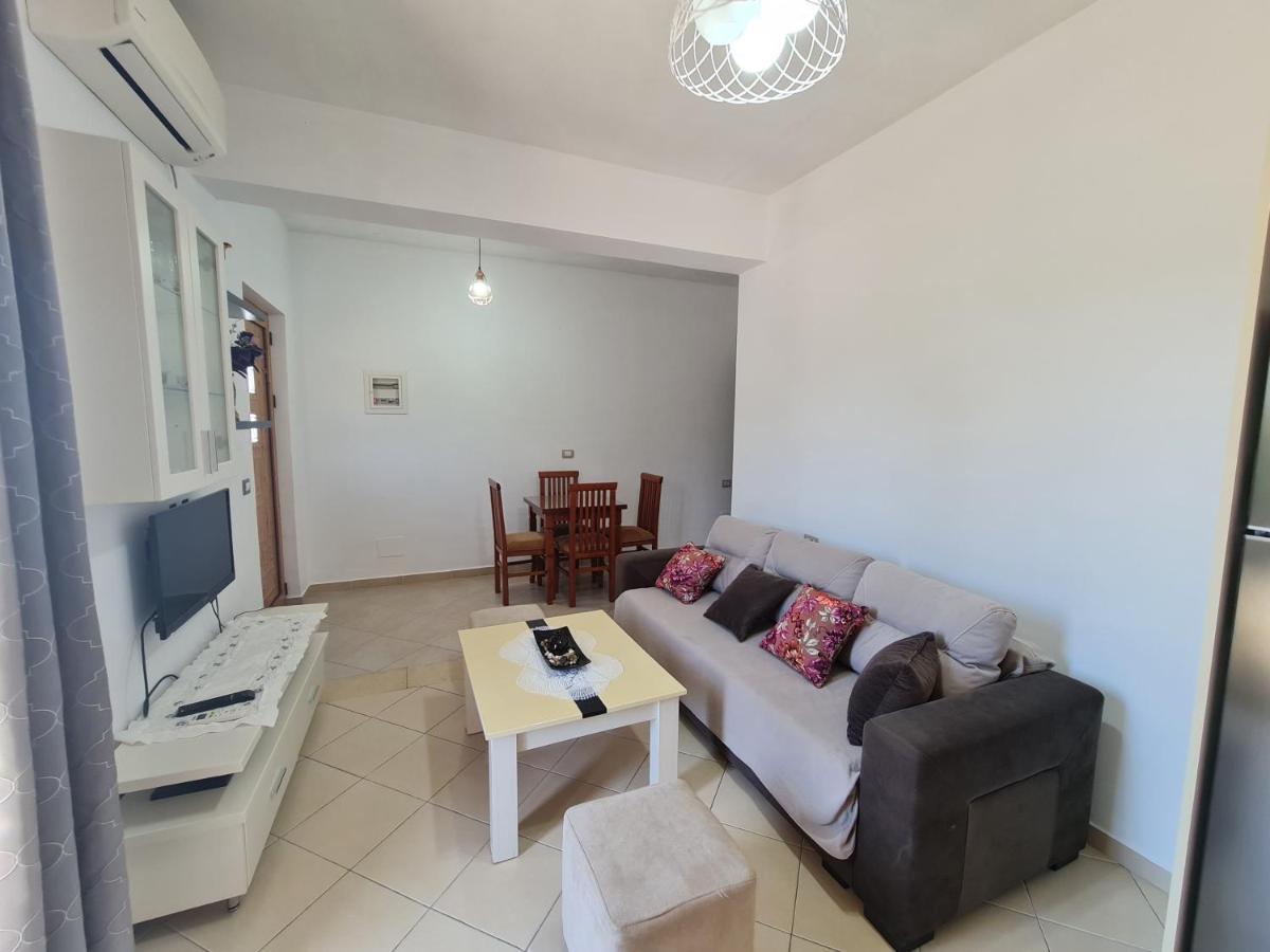 Guesthouse Emanuel Ksamil Esterno foto