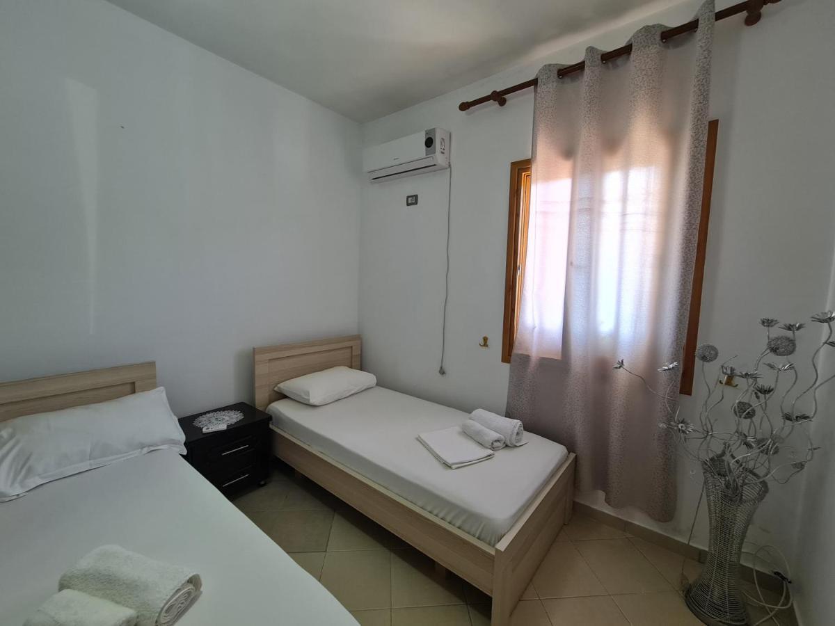 Guesthouse Emanuel Ksamil Esterno foto