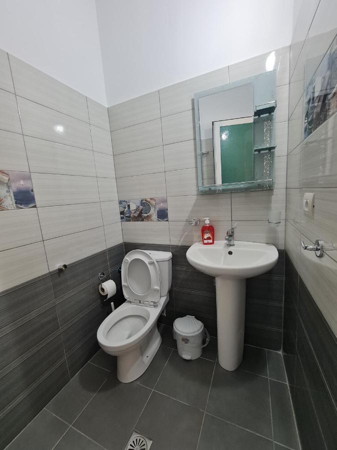 Guesthouse Emanuel Ksamil Esterno foto