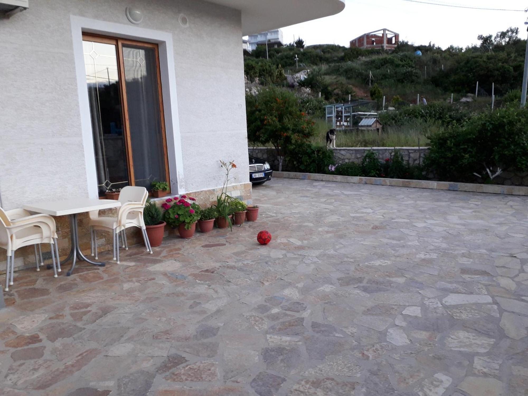 Guesthouse Emanuel Ksamil Esterno foto